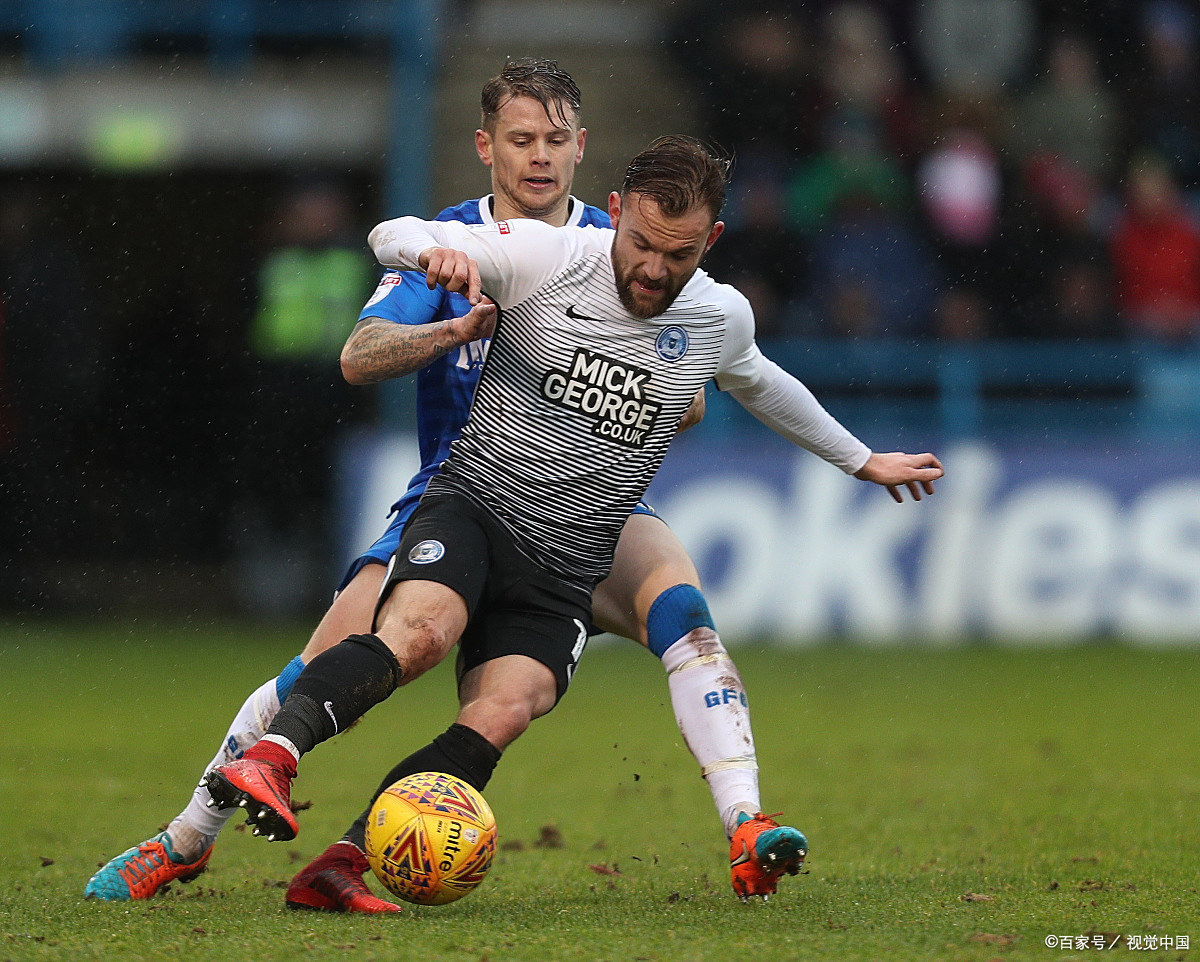 关于水晶宫大胜横扫对手，稳固中游排名的信息