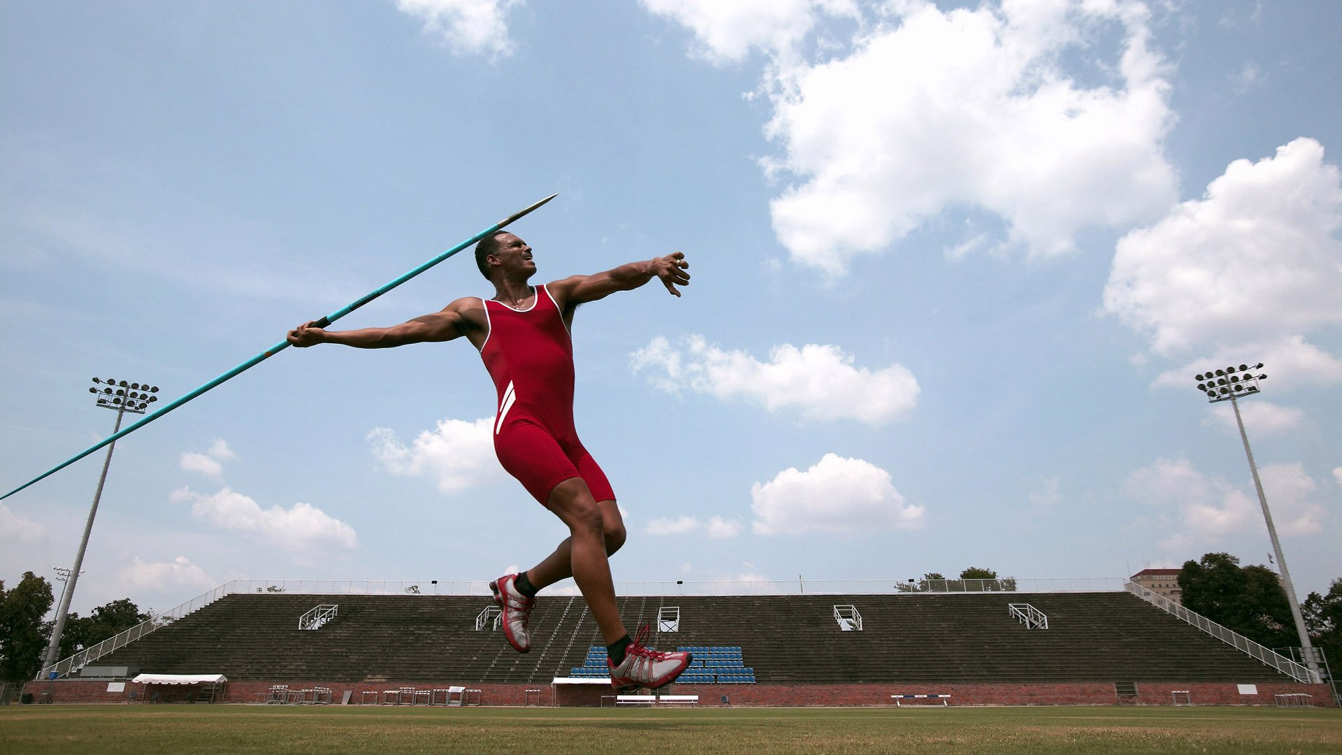 开云体育官方网站-拉梅洛用实力证明自己，篮网全面压制太阳